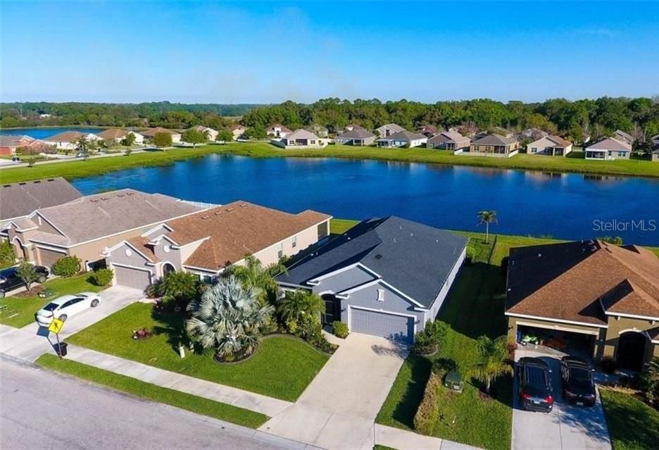 В аренду: $2,375 (4 спален, 2 ванн, 1850 Квадратных фут)