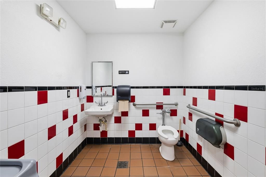 En Venta: $730,000 (0 camas, 0 baños, 3000 Pies cuadrados)