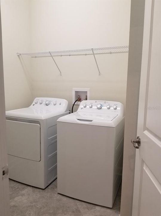 En Renta: $2,750 (4 camas, 3 baños, 2112 Pies cuadrados)