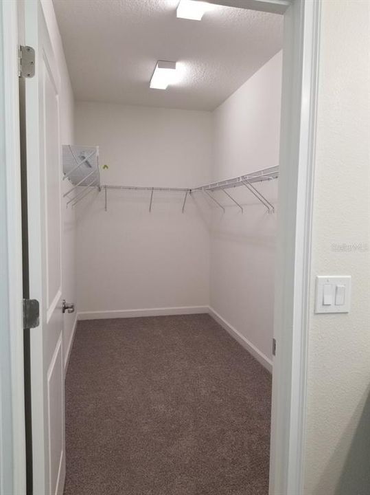 En Renta: $2,750 (4 camas, 3 baños, 2112 Pies cuadrados)