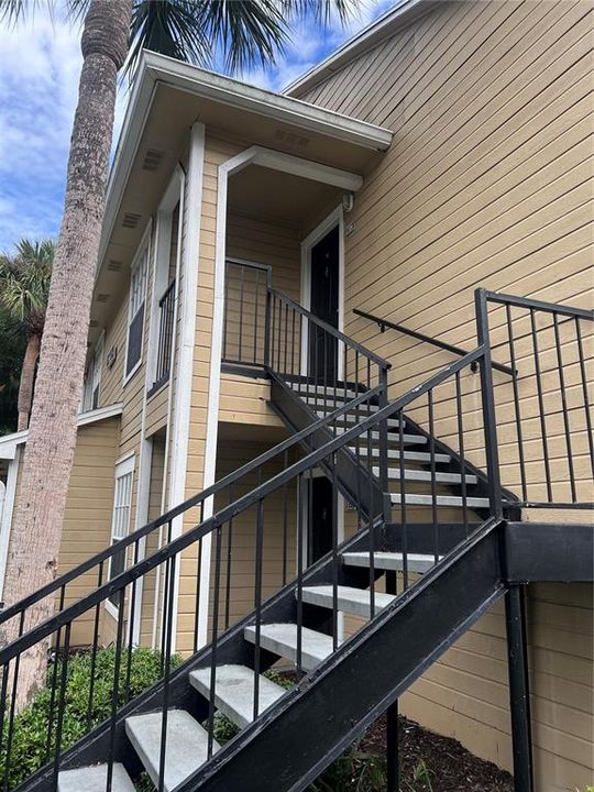 En Venta: $189,900 (2 camas, 2 baños, 836 Pies cuadrados)