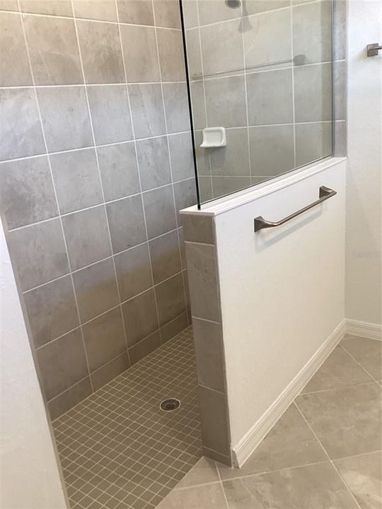 На продажу: $369,900 (3 спален, 3 ванн, 1858 Квадратных фут)