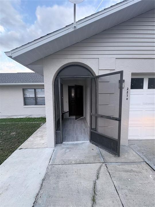 出租: $2,100 (3 贝兹, 2 浴室, 2040 平方英尺)