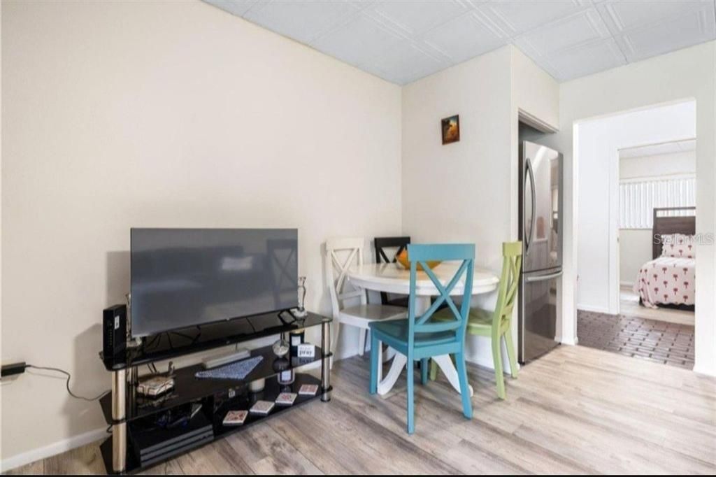 En Venta: $164,900 (1 camas, 1 baños, 428 Pies cuadrados)