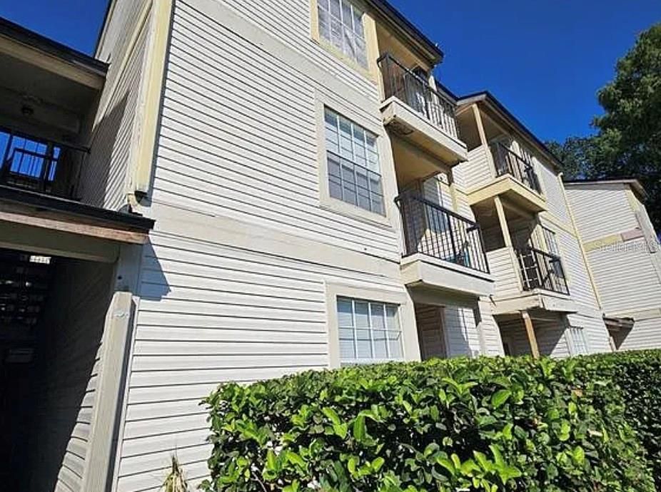 В аренду: $1,350 (1 спален, 1 ванн, 526 Квадратных фут)