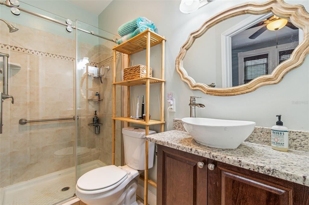 For Sale: $499,900 (2 beds, 2 baths, 1371 Square Feet)