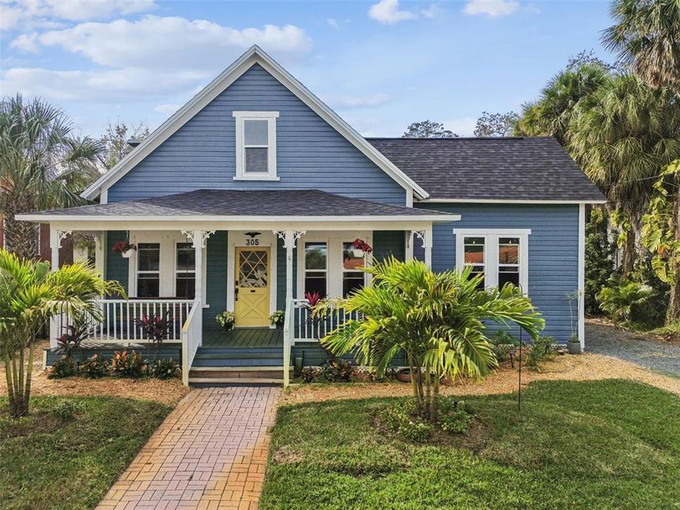 For Sale: $499,900 (2 beds, 2 baths, 1371 Square Feet)