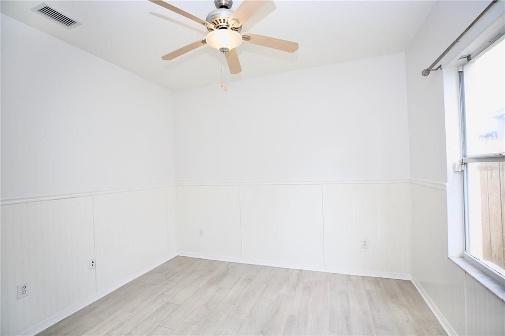 For Sale: $355,000 (3 beds, 2 baths, 1434 Square Feet)