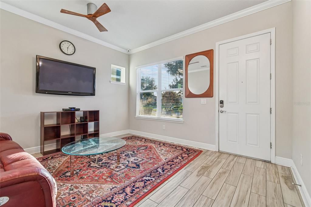 待售: $480,000 (2 贝兹, 2 浴室, 2049 平方英尺)