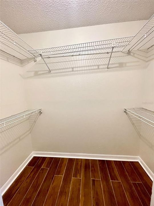 For Rent: $2,195 (3 beds, 2 baths, 1321 Square Feet)