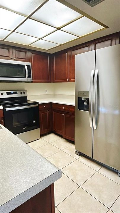 For Rent: $2,195 (3 beds, 2 baths, 1321 Square Feet)