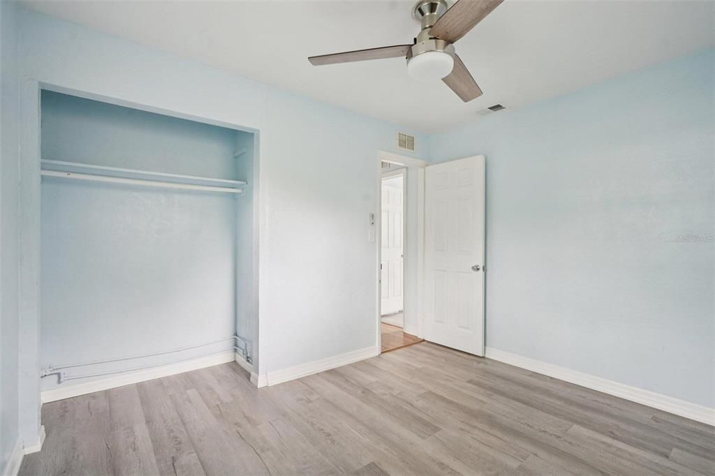 待售: $199,900 (3 贝兹, 1 浴室, 968 平方英尺)