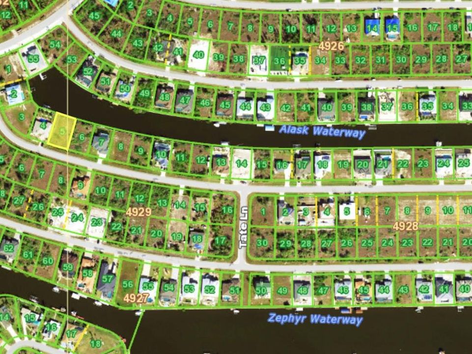 На продажу: $149,900 (0.23 acres)