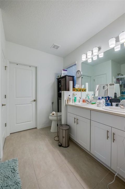 For Sale: $365,000 (3 beds, 2 baths, 1508 Square Feet)