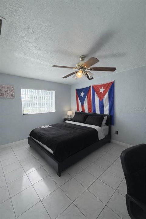 For Sale: $599,990 (4 beds, 2 baths, 1768 Square Feet)