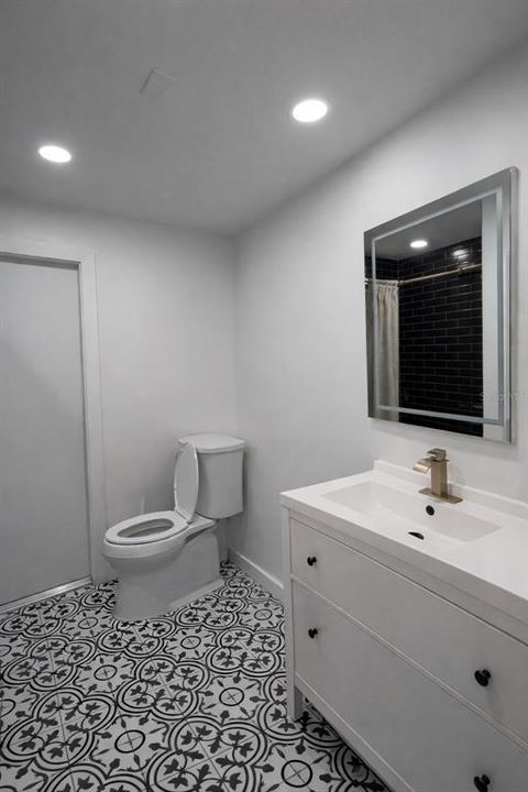 For Sale: $599,990 (4 beds, 2 baths, 1768 Square Feet)