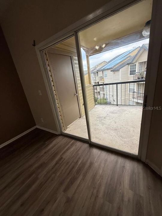 В аренду: $1,350 (1 спален, 1 ванн, 526 Квадратных фут)