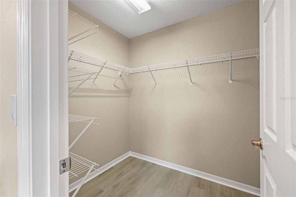 В аренду: $1,950 (3 спален, 2 ванн, 1749 Квадратных фут)