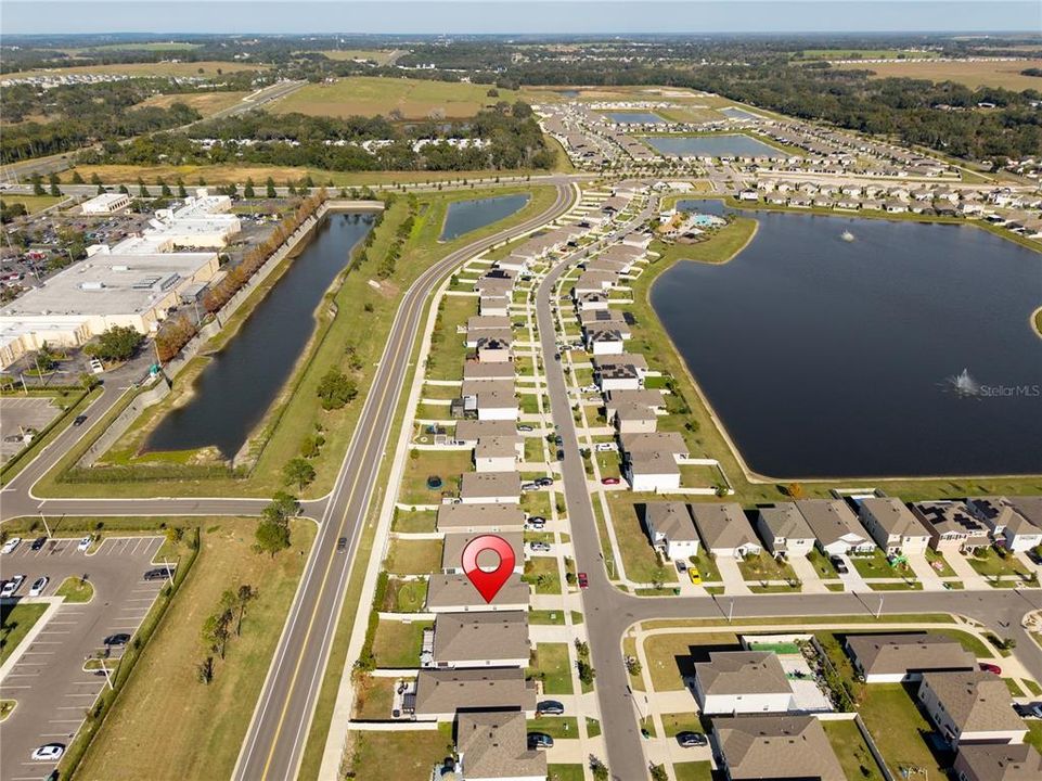 На продажу: $375,000 (4 спален, 2 ванн, 1846 Квадратных фут)