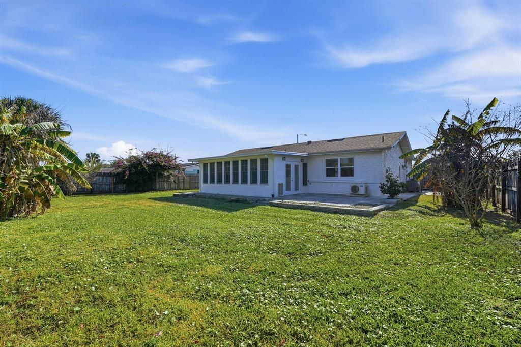 En Venta: $359,000 (2 camas, 2 baños, 1448 Pies cuadrados)