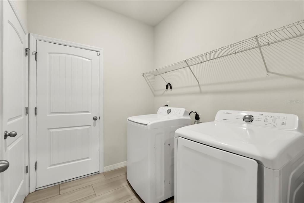 В аренду: $3,500 (4 спален, 3 ванн, 2376 Квадратных фут)