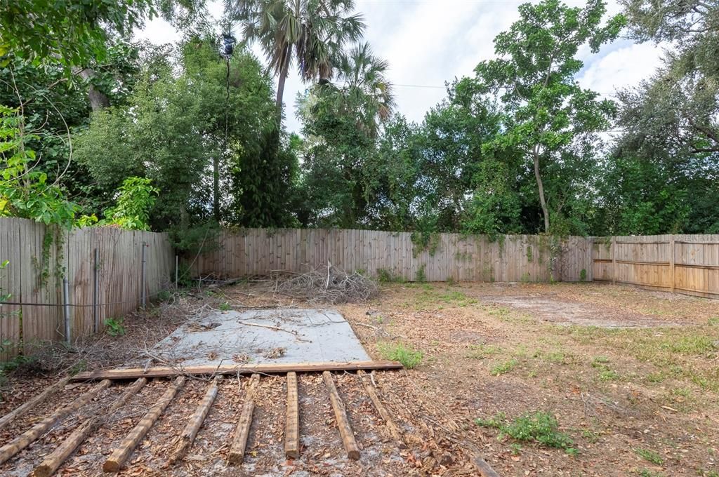 For Rent: $2,499 (3 beds, 2 baths, 1180 Square Feet)