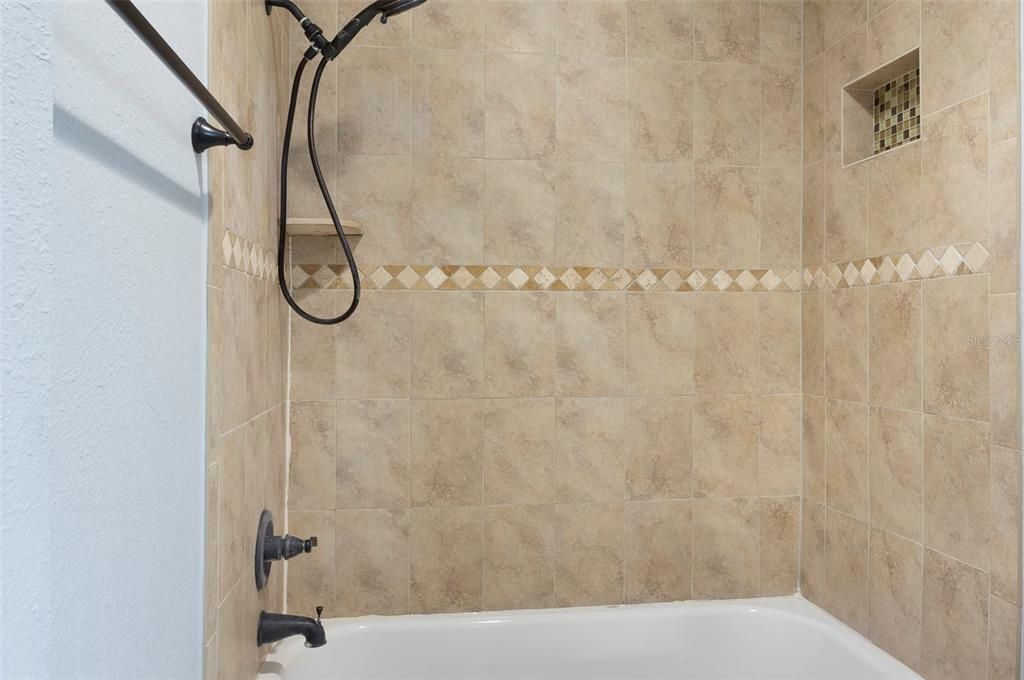 For Rent: $2,499 (3 beds, 2 baths, 1180 Square Feet)