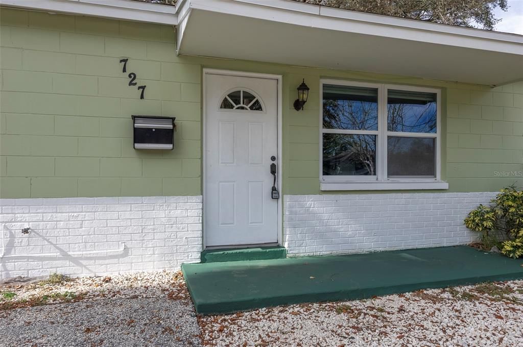 For Rent: $2,499 (3 beds, 2 baths, 1180 Square Feet)