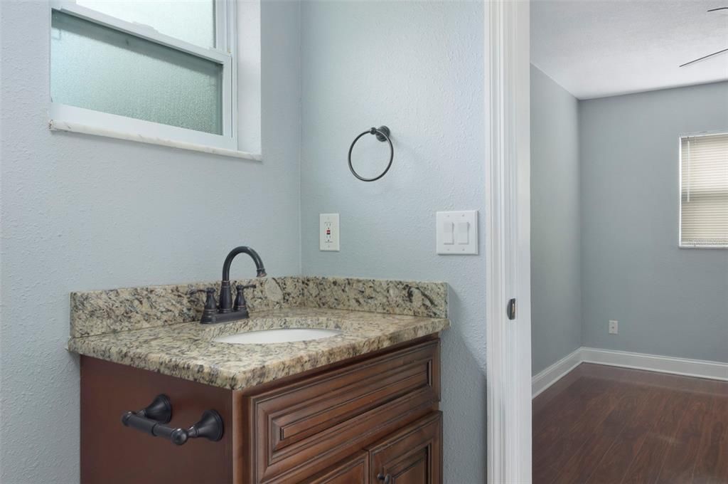 For Rent: $2,499 (3 beds, 2 baths, 1180 Square Feet)