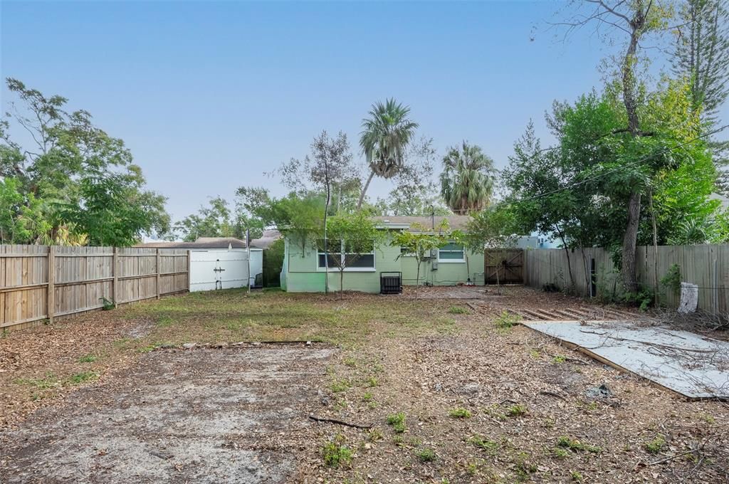 For Rent: $2,499 (3 beds, 2 baths, 1180 Square Feet)