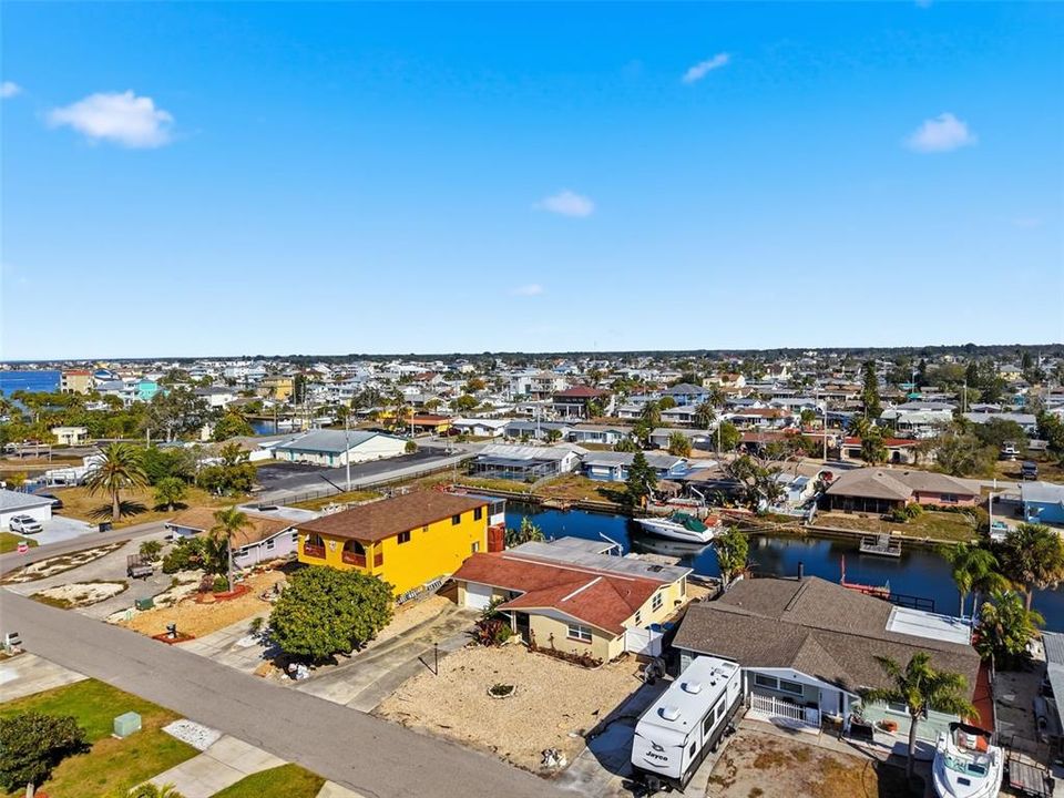 For Sale: $410,000 (3 beds, 2 baths, 1716 Square Feet)