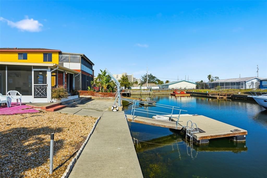 For Sale: $410,000 (3 beds, 2 baths, 1716 Square Feet)