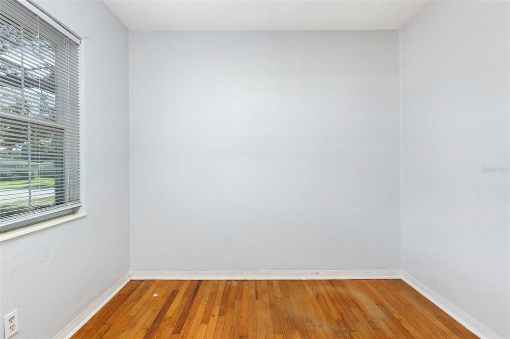 For Rent: $2,495 (4 beds, 2 baths, 1440 Square Feet)