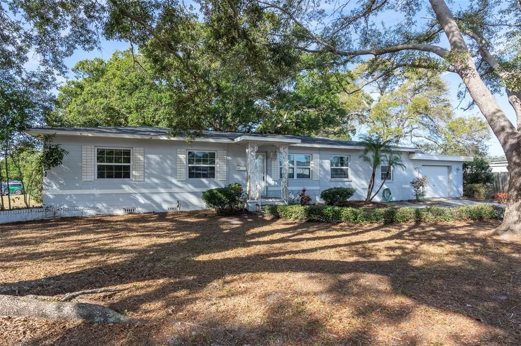 For Rent: $2,495 (4 beds, 2 baths, 1440 Square Feet)