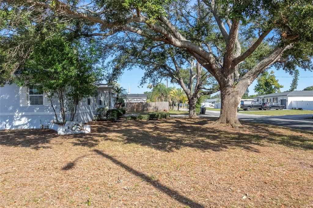 For Rent: $2,495 (4 beds, 2 baths, 1440 Square Feet)