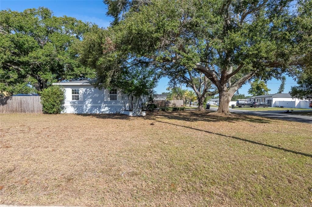 For Rent: $2,495 (4 beds, 2 baths, 1440 Square Feet)