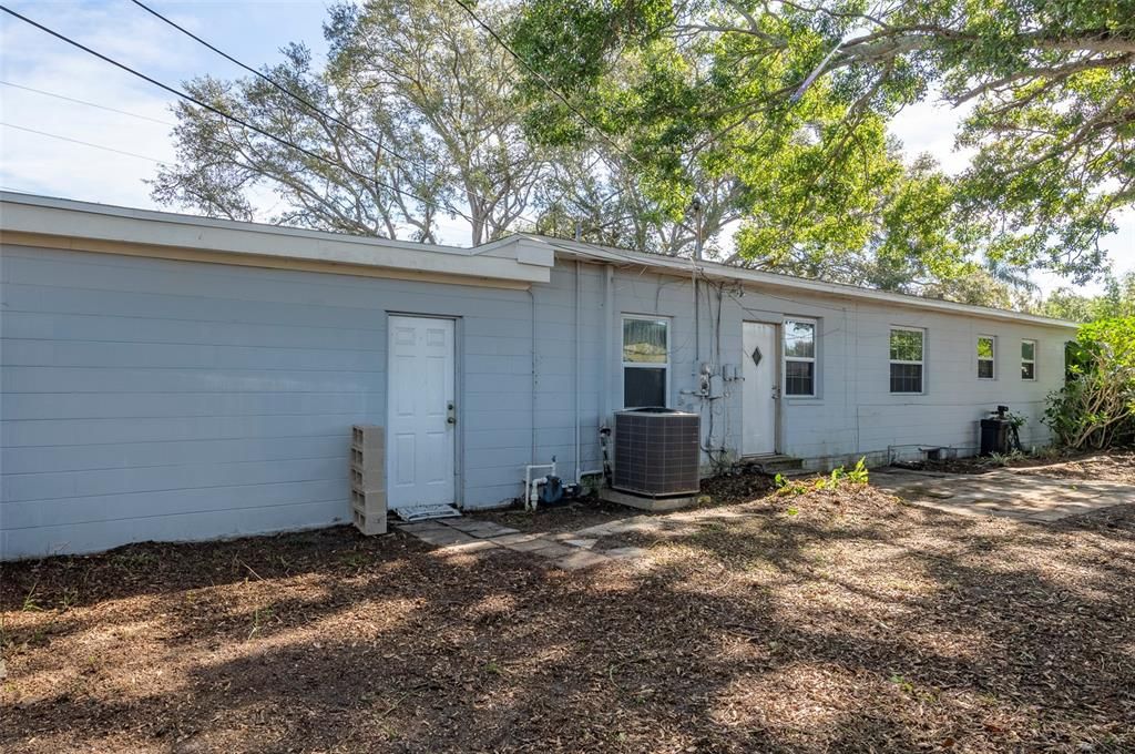 For Rent: $2,495 (4 beds, 2 baths, 1440 Square Feet)