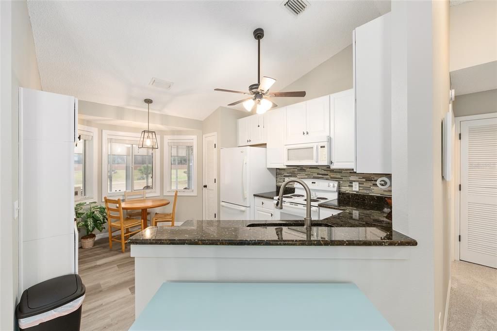 For Sale: $279,900 (2 beds, 2 baths, 1343 Square Feet)