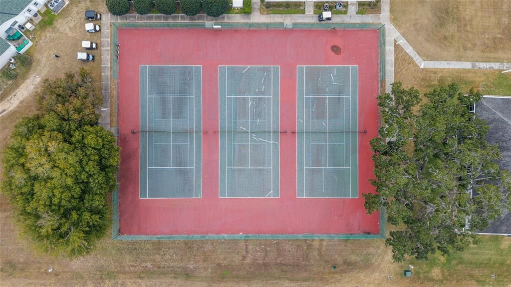 For Sale: $279,900 (2 beds, 2 baths, 1343 Square Feet)