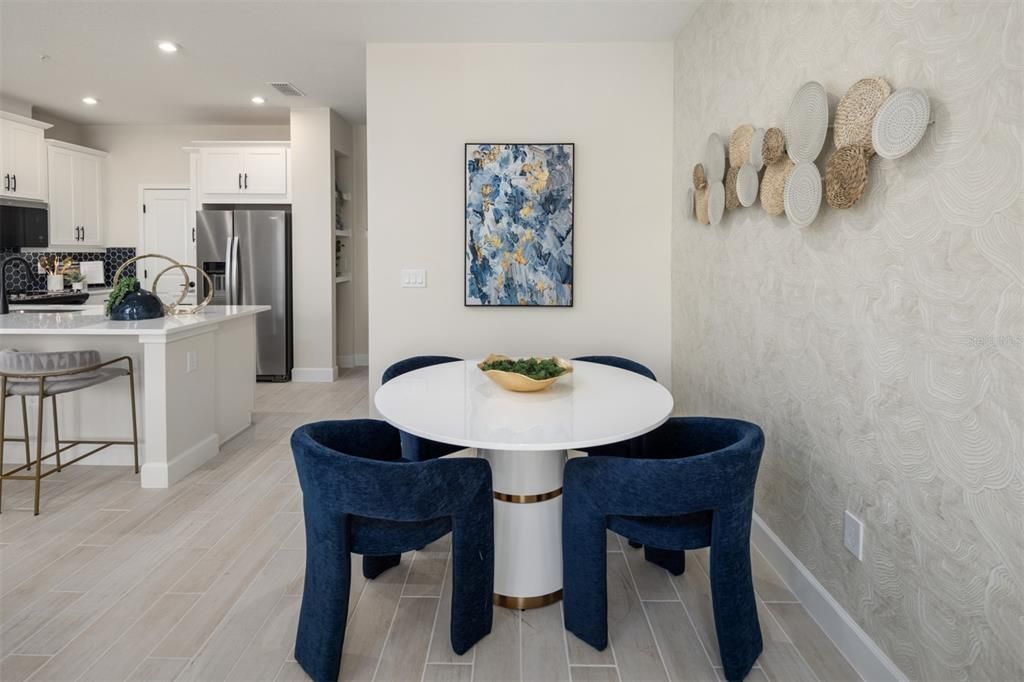 На продажу: $304,990 (3 спален, 2 ванн, 1476 Квадратных фут)