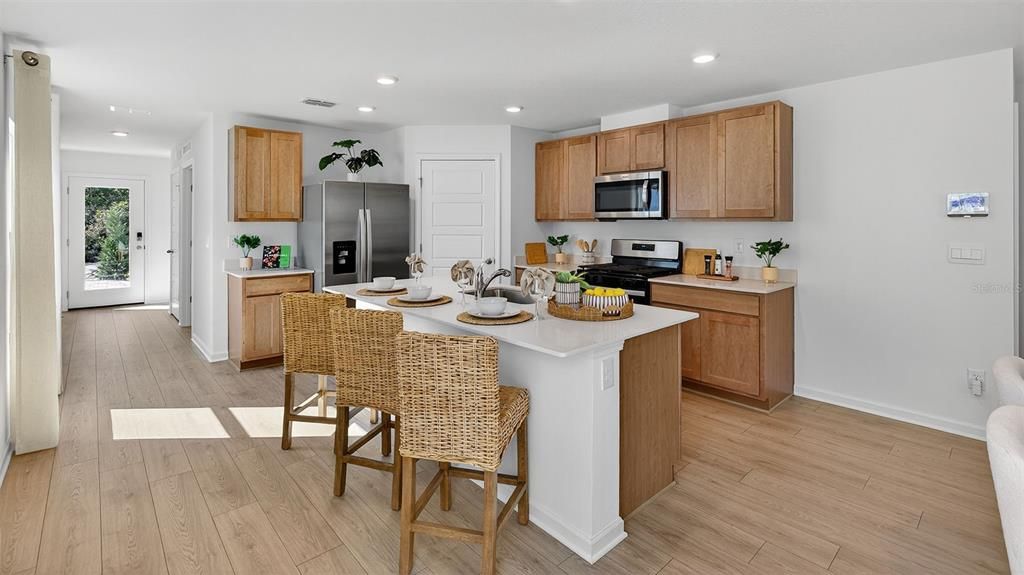 待售: $294,990 (4 贝兹, 2 浴室, 1609 平方英尺)