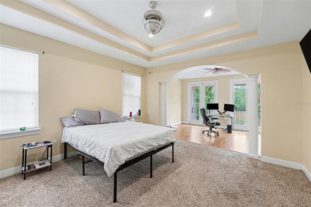 En Venta: $550,000 (3 camas, 2 baños, 2194 Pies cuadrados)