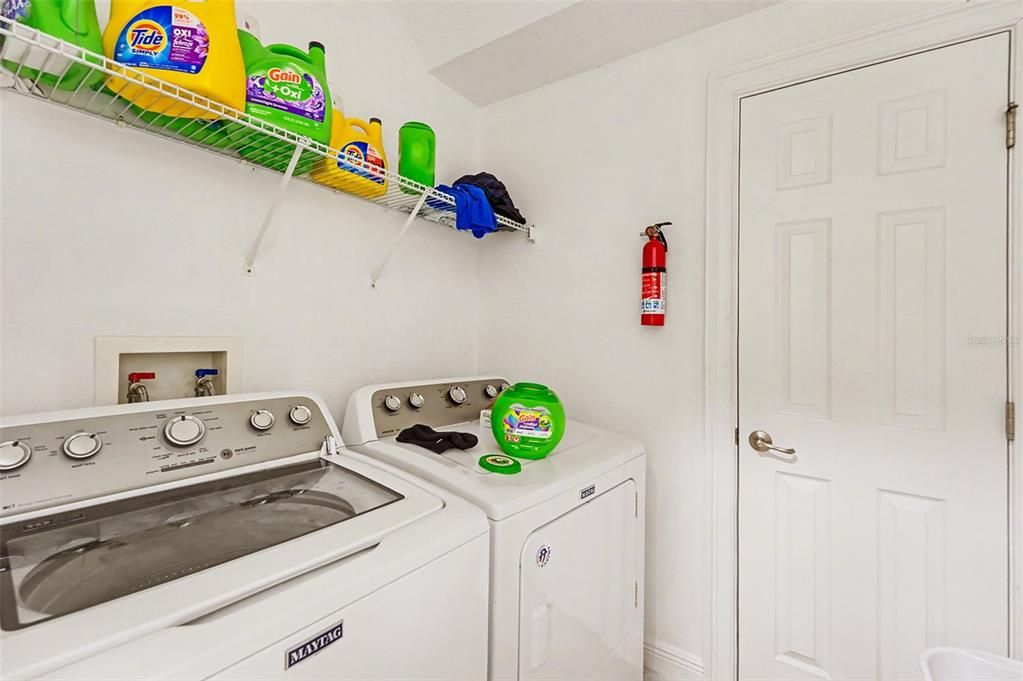 En Venta: $550,000 (3 camas, 2 baños, 2194 Pies cuadrados)