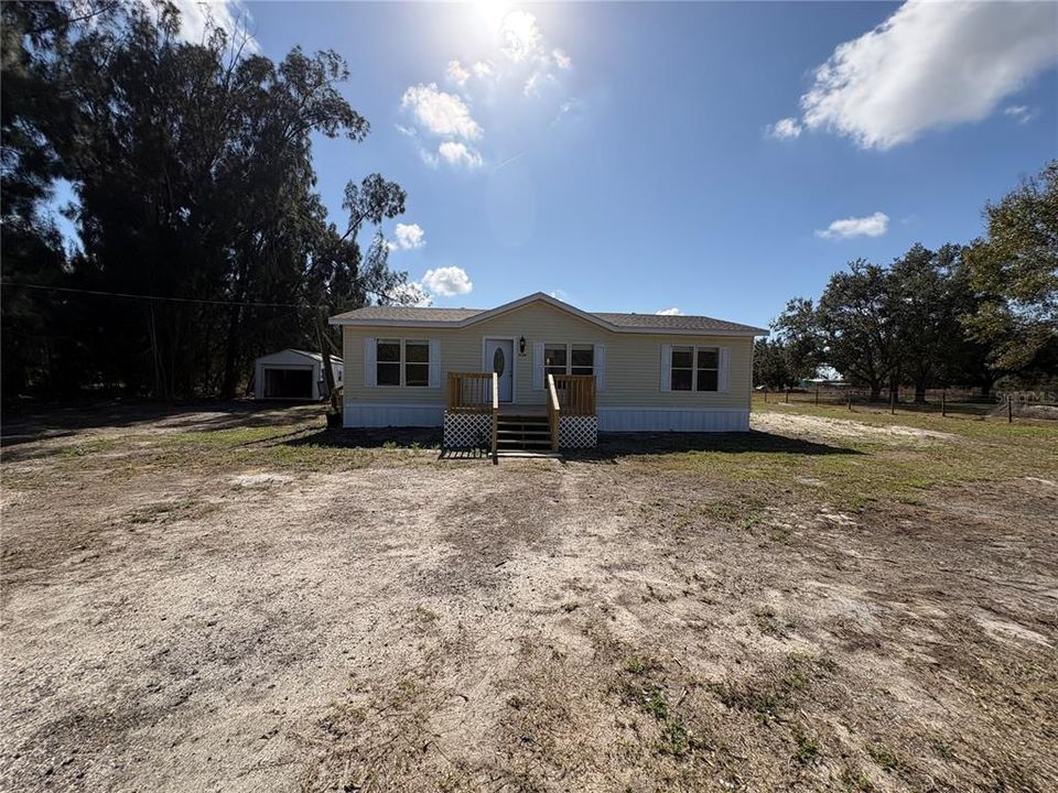 Recently Sold: $259,000 (3 beds, 2 baths, 1232 Square Feet)