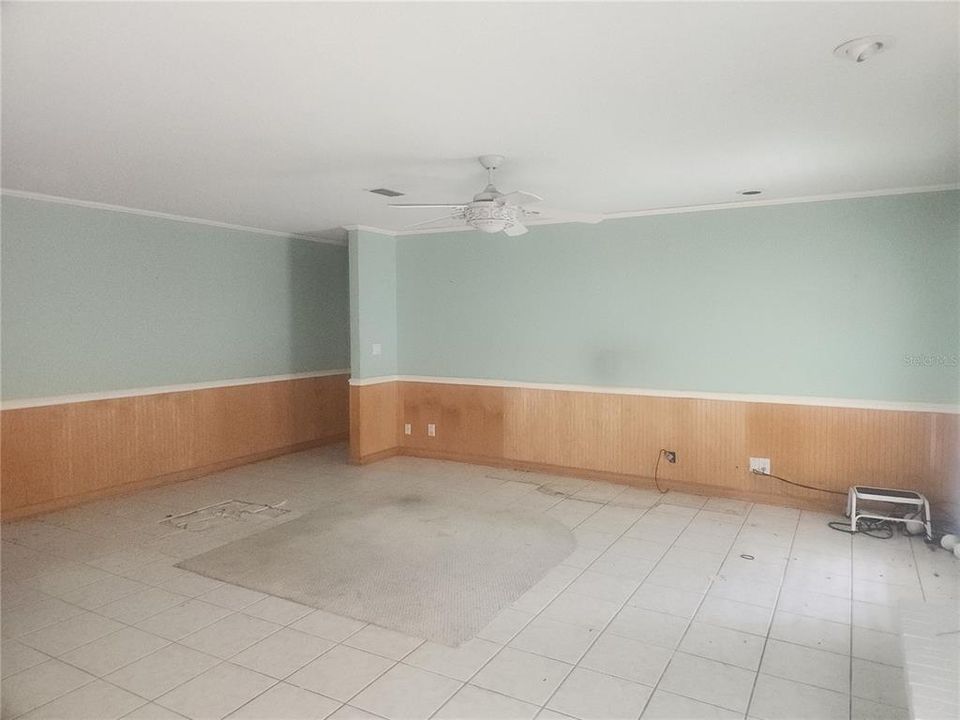 For Sale: $260,000 (3 beds, 2 baths, 1457 Square Feet)