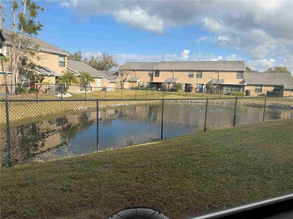 出租: $1,695 (3 贝兹, 2 浴室, 1078 平方英尺)