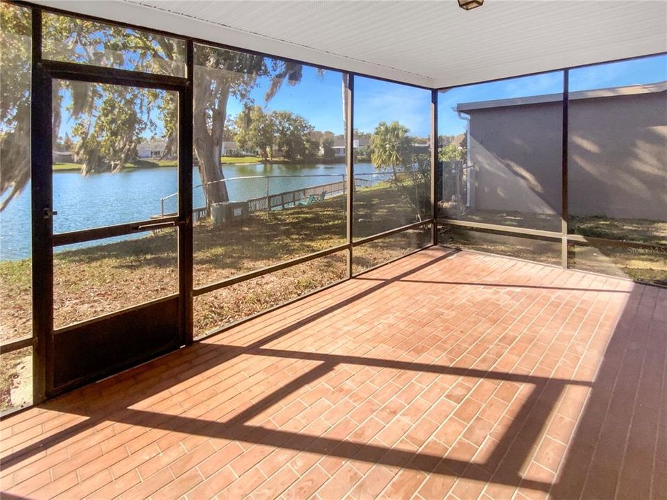 En Venta: $286,000 (3 camas, 2 baños, 1510 Pies cuadrados)