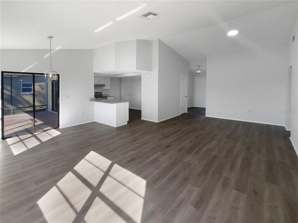 En Venta: $286,000 (3 camas, 2 baños, 1510 Pies cuadrados)