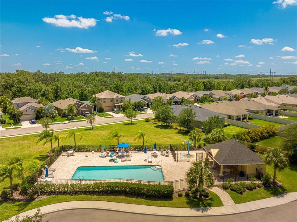 For Sale: $489,500 (4 beds, 2 baths, 1883 Square Feet)