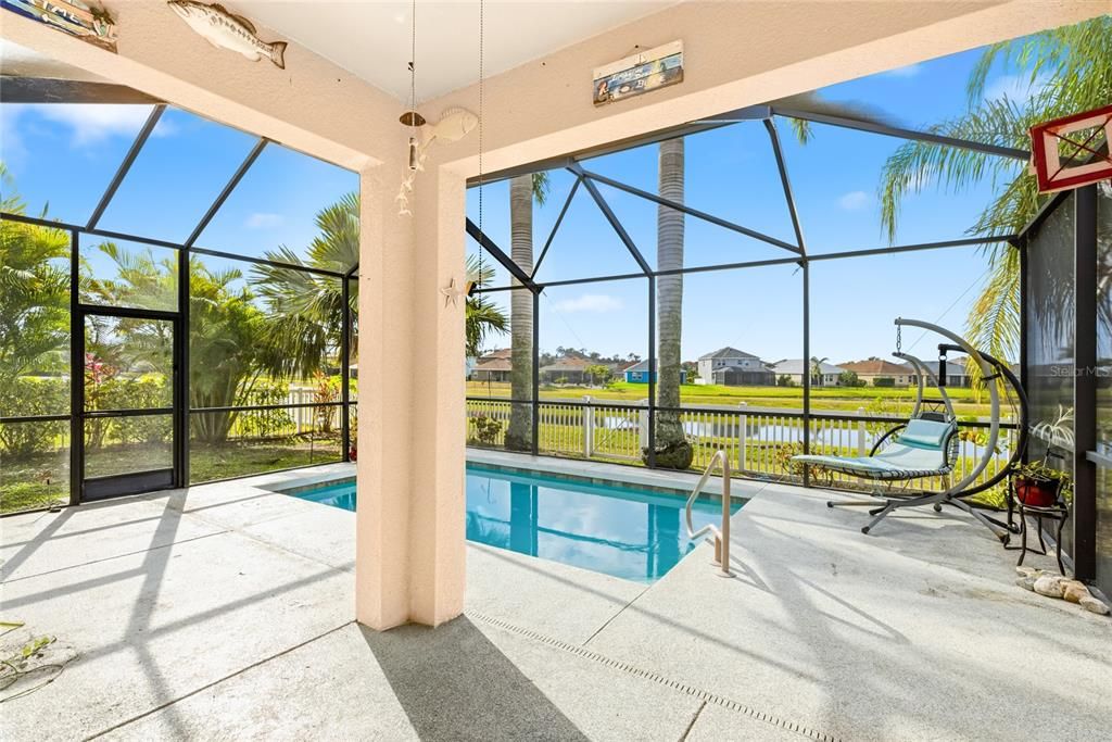 For Sale: $489,500 (4 beds, 2 baths, 1883 Square Feet)